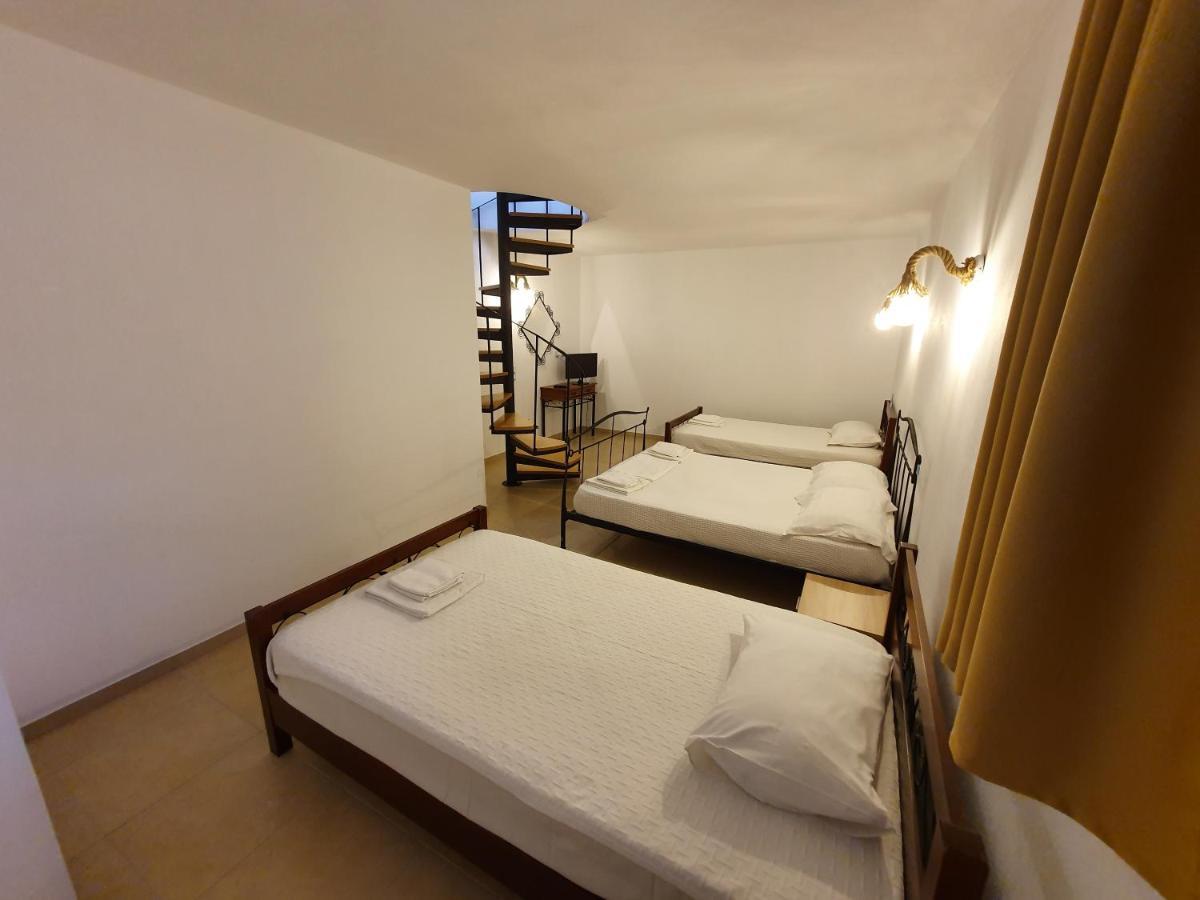 Sahas Apartments Mykonos Town Buitenkant foto